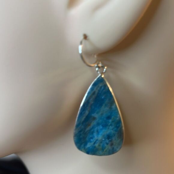 Tear drop Artisan Apatite Drop Earrings set in 925 Sterling Silver - Picture 3 of 8